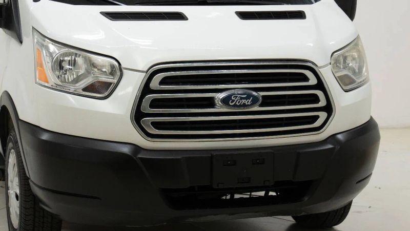 2019 Ford Transit w/60/40 Side Door w/RWB