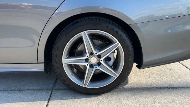2017 Mercedes-Benz E-CLASS E 300 E 300