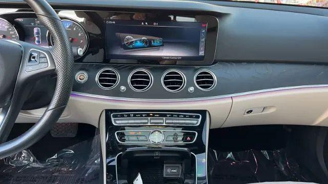 2017 Mercedes-Benz E-CLASS E 300 E 300