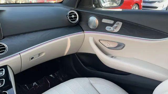2017 Mercedes-Benz E-CLASS E 300 E 300