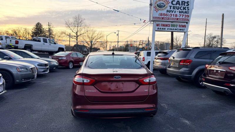 2014 Ford Fusion SE