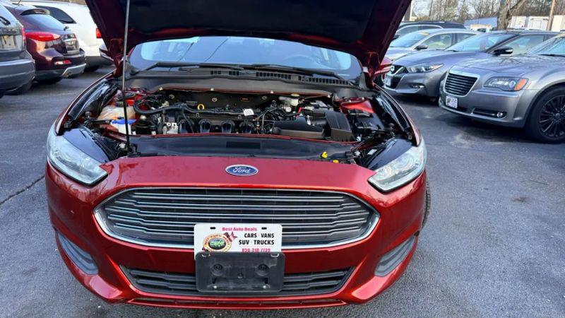 2014 Ford Fusion SE