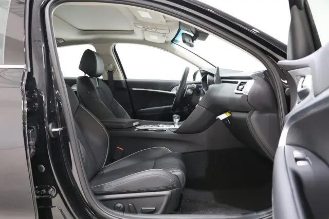 2026 Genesis G70 2.5T AWD Prestige