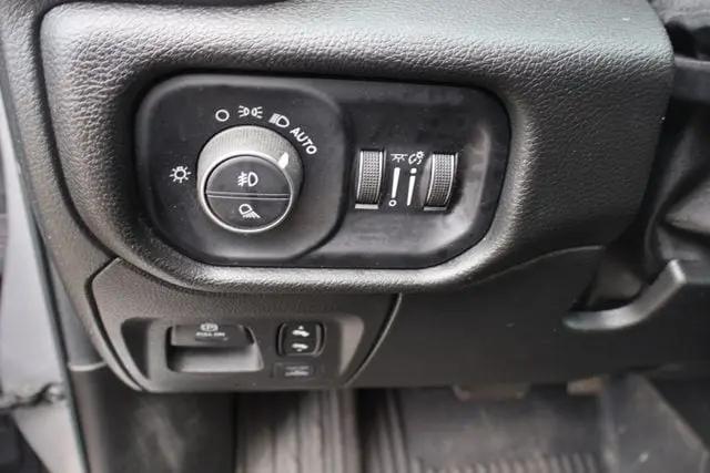 2025 Ram 1500 Laramie Crew Cab 4x4 5'7" Box