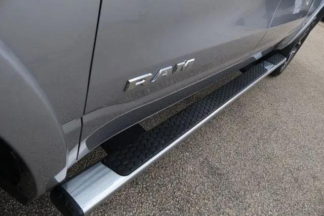 2025 Ram 1500 Laramie Crew Cab 4x4 5'7" Box