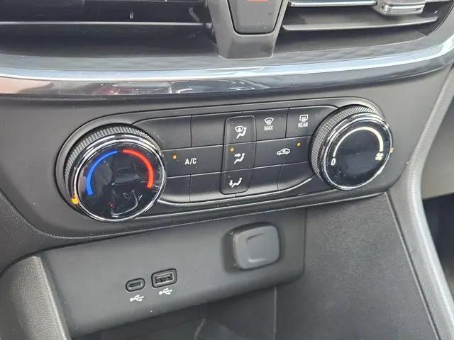 2025 Buick Encore GX Preferred FWD