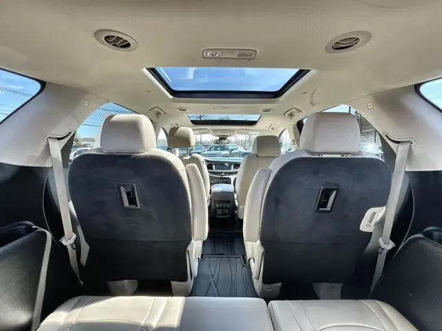 2023 Buick Enclave Essence AWD