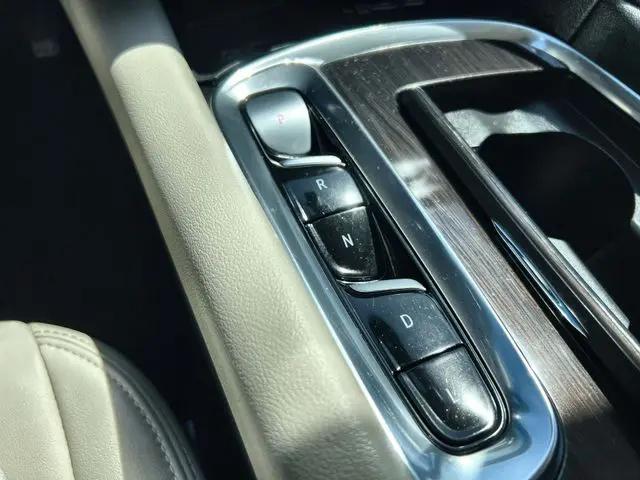 2023 Buick Enclave Essence AWD