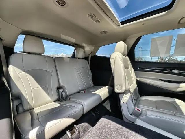 2023 Buick Enclave Essence AWD