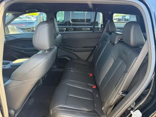2026 Jeep Cherokee Limited 4x4