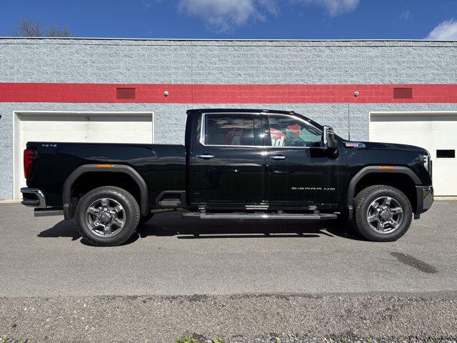 2026 GMC Sierra 2500HD Crew Cab, Standard Bed, SLT, 4WD