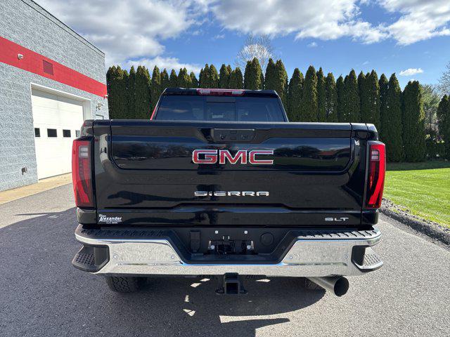 2026 GMC Sierra 2500HD Crew Cab, Standard Bed, SLT, 4WD
