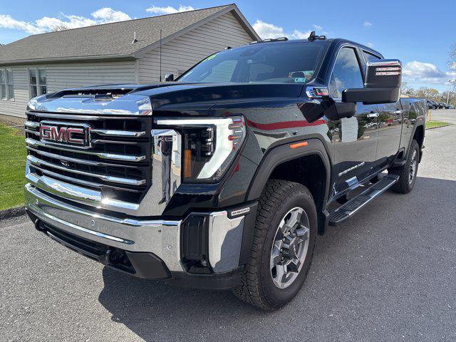 2026 GMC Sierra 2500HD Crew Cab, Standard Bed, SLT, 4WD