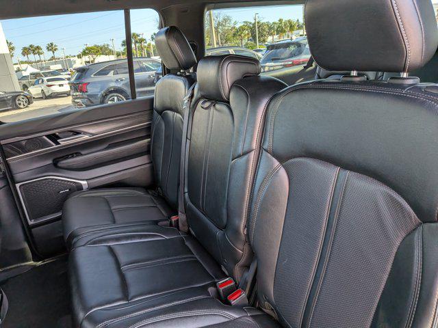 2024 Jeep Wagoneer Series II 4x2
