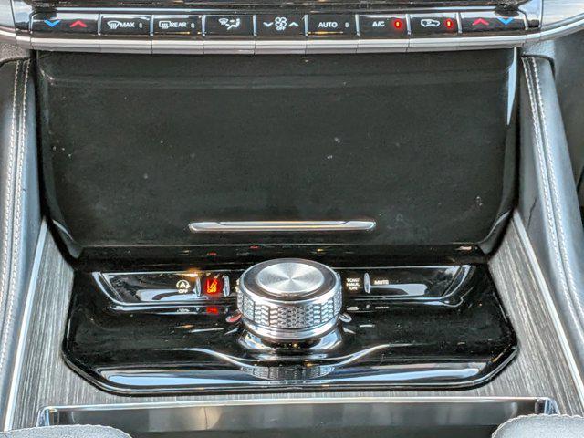 2024 Jeep Wagoneer Series II 4x2