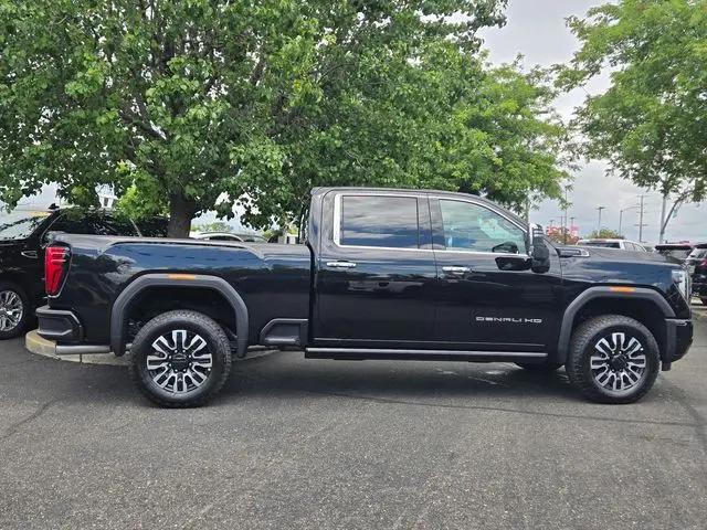 2026 GMC Sierra 2500HD Crew Cab, Standard Bed, Denali Ultimate, 4WD