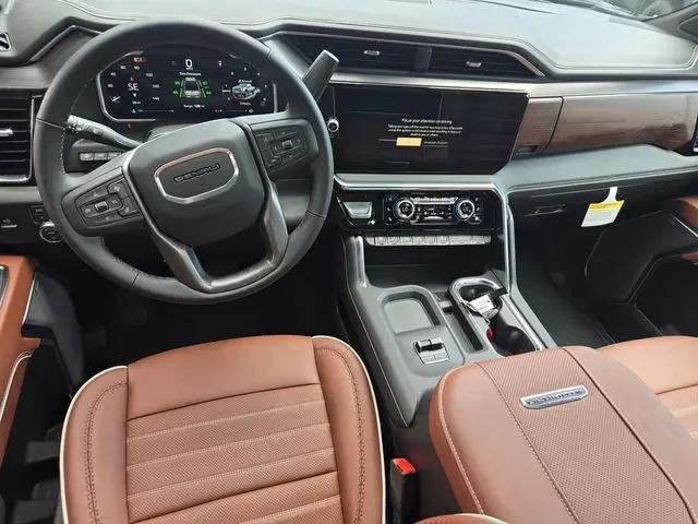 2026 GMC Sierra 2500HD Crew Cab, Standard Bed, Denali Ultimate, 4WD