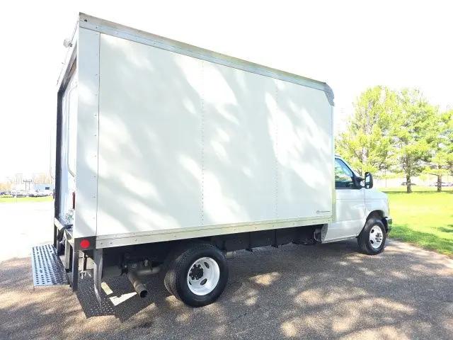 2026 Ford E-350 Cutaway E-Series Cutaway