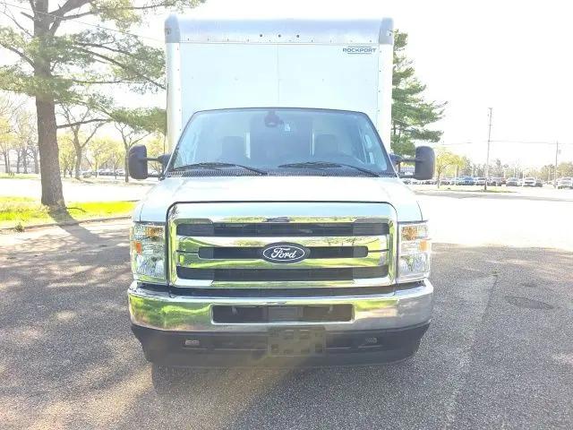 2026 Ford E-350 Cutaway E-Series Cutaway