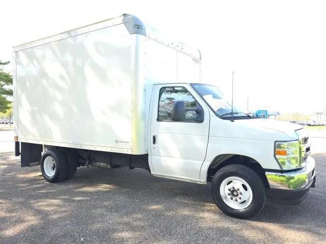 2026 Ford E-350 Cutaway E-Series Cutaway