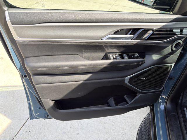 2026 Jeep Grand Wagoneer Upland 4x4