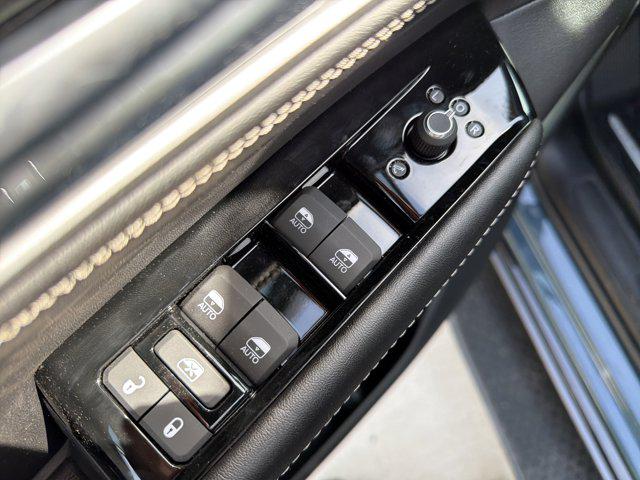 2026 Jeep Grand Wagoneer Upland 4x4