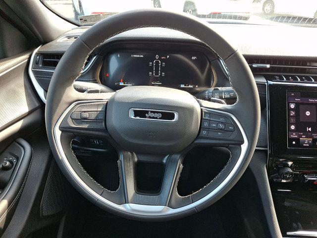 2026 Jeep Grand Cherokee L Laredo 4x4