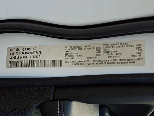 2026 Jeep Grand Cherokee L Laredo 4x4