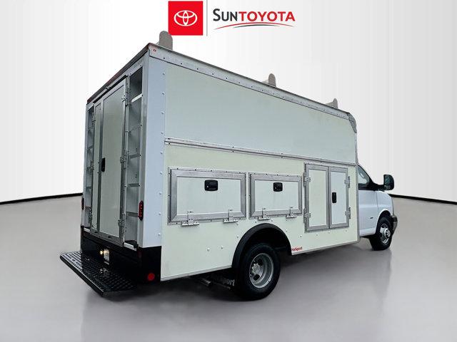 2022 Chevrolet Express Cutaway Work Van