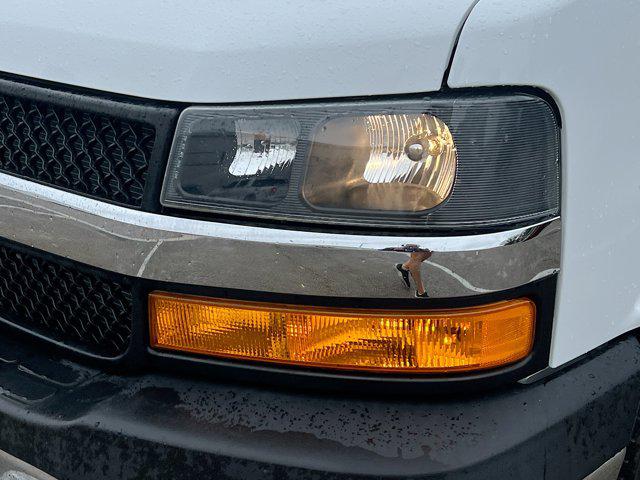2022 Chevrolet Express Cutaway Work Van