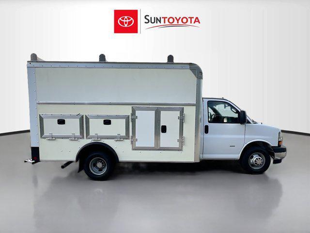 2022 Chevrolet Express Cutaway Work Van