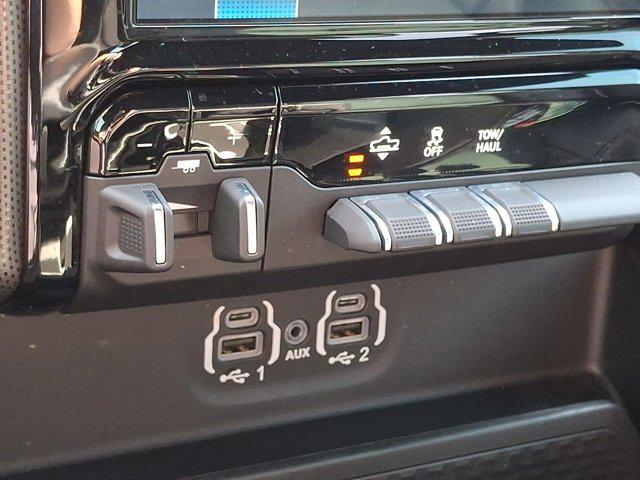 2023 Ram 1500 Limited Crew Cab 4x4 5'7" Box