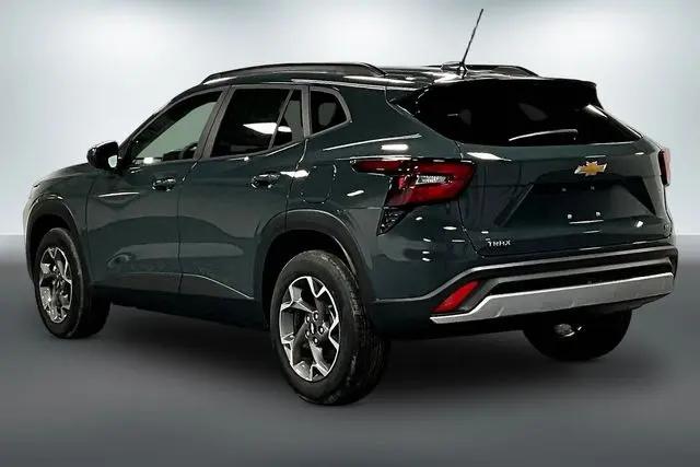 2026 Chevrolet Trax FWD LT