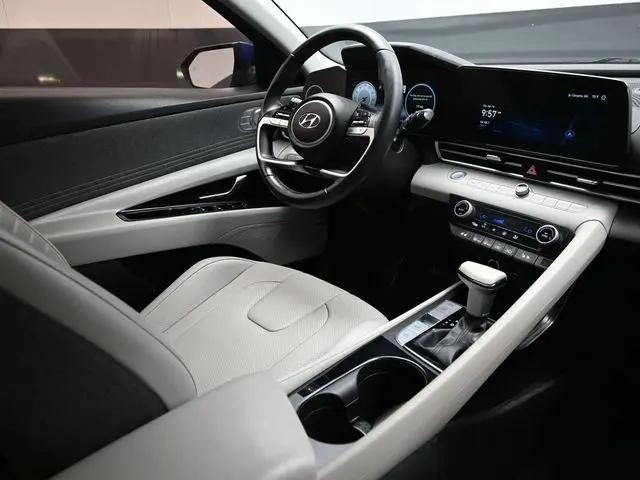 2023 Hyundai Elantra Hybrid Limited