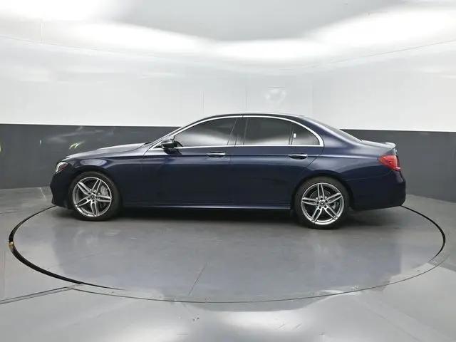 2019 Mercedes-Benz E-CLASS E 300 E 300