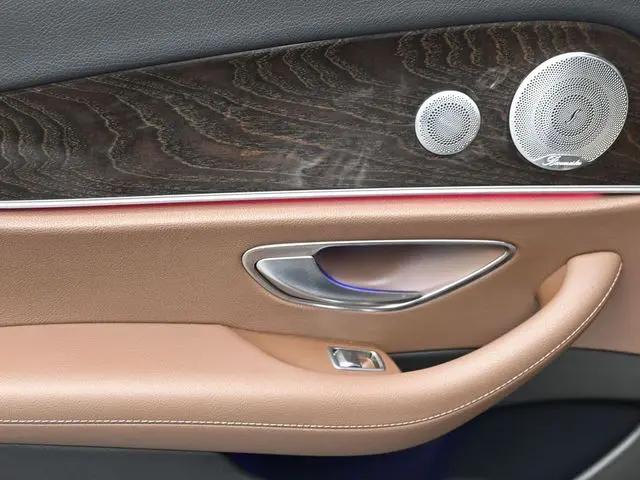 2019 Mercedes-Benz E-CLASS E 300 E 300