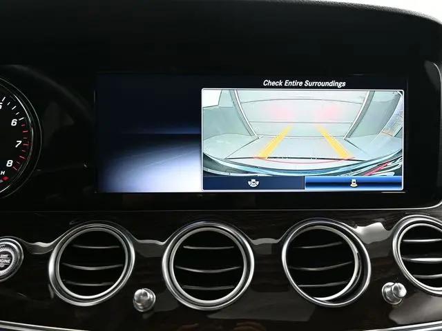 2019 Mercedes-Benz E-CLASS E 300 E 300