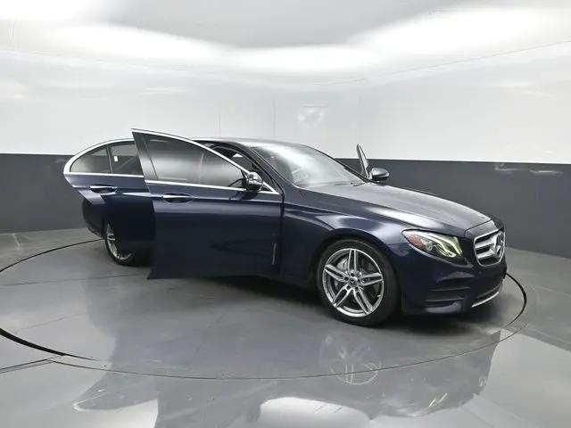 2019 Mercedes-Benz E-CLASS E 300 E 300