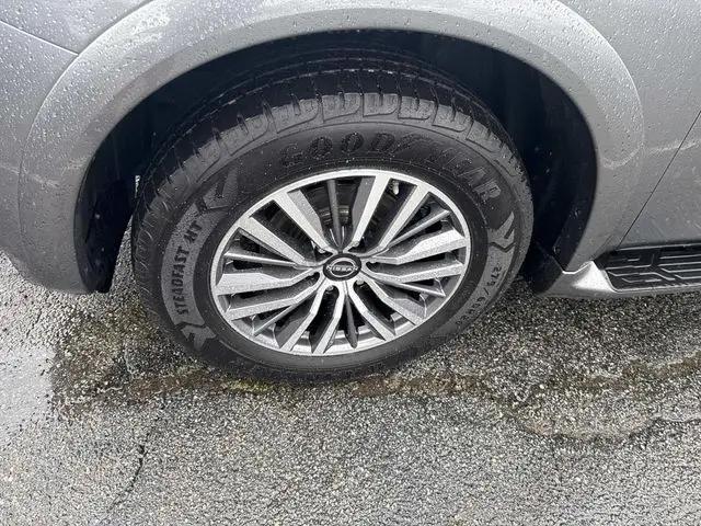 2024 Nissan Armada SL 4WD