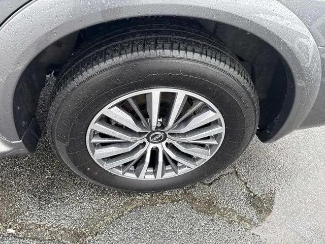 2024 Nissan Armada SL 4WD