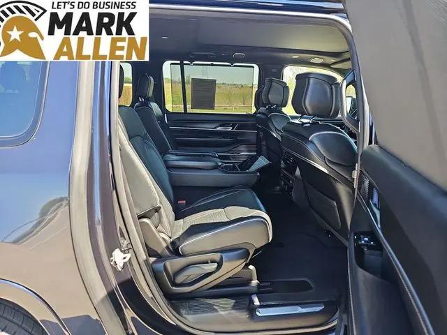 2024 Jeep Grand Wagoneer L Series II 4x4