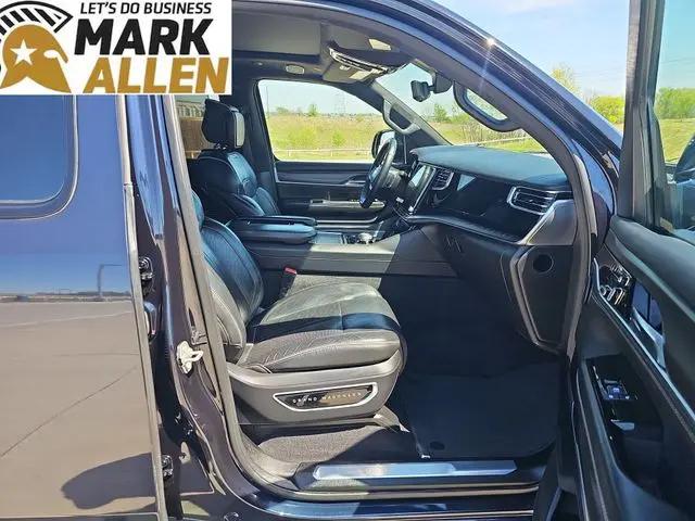 2024 Jeep Grand Wagoneer L Series II 4x4