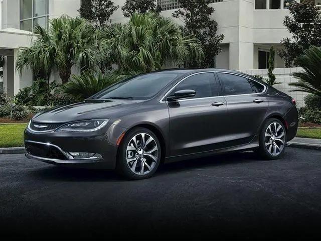 2015 Chrysler 200 LX for sale in Highland, IL