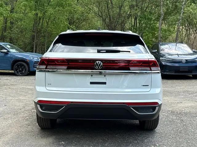 2026 Volkswagen Atlas Cross Sport SE
