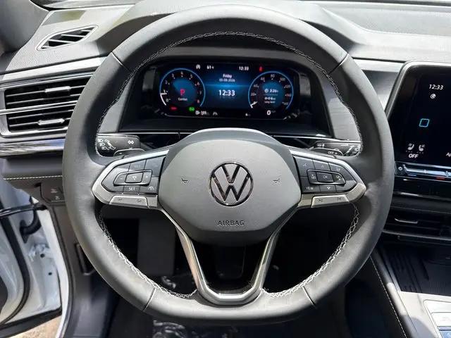 2026 Volkswagen Atlas Cross Sport SE