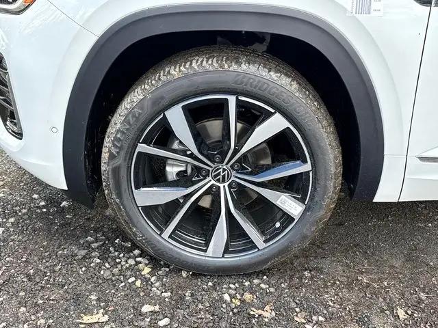 2026 Volkswagen Atlas Cross Sport SEL Premium R-Line