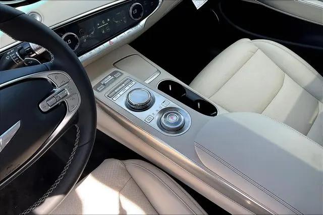 2025 Genesis GV70 2.5T AWD