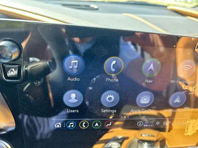 2023 Chevrolet Corvette Stingray RWD Convertible 2LT