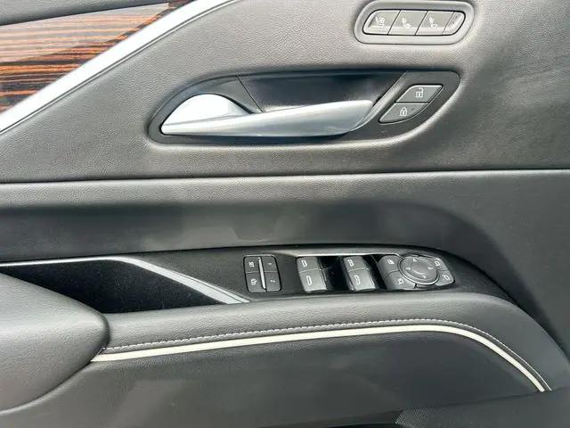 2023 Cadillac Escalade 4WD Premium Luxury
