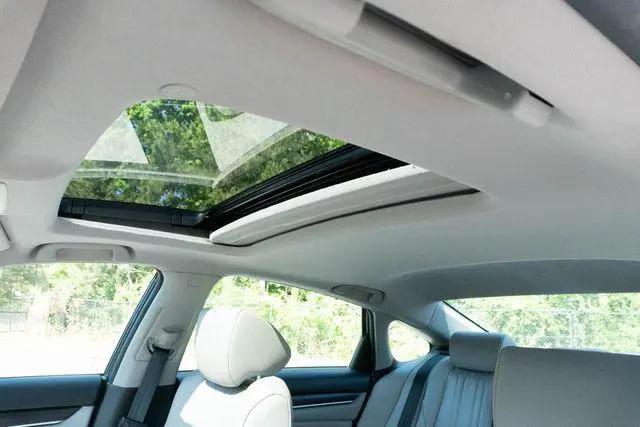 2020 Honda Accord Hybrid Touring
